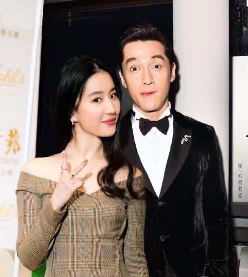 刘亦菲胡歌最新爆料,揭秘合作背后的故事与情感纠葛